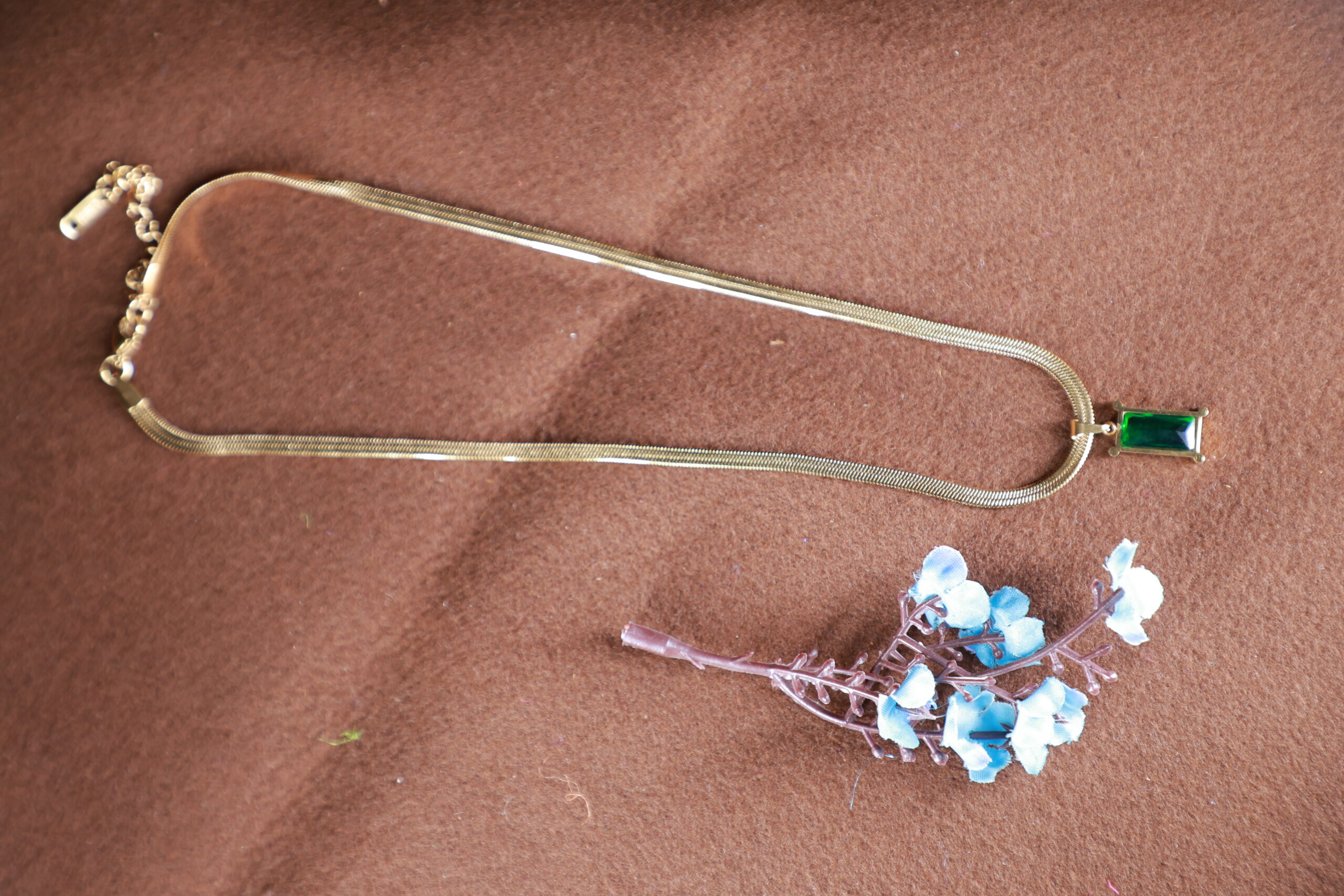 Anti Tarnish Emerald Snake Chain Necklace