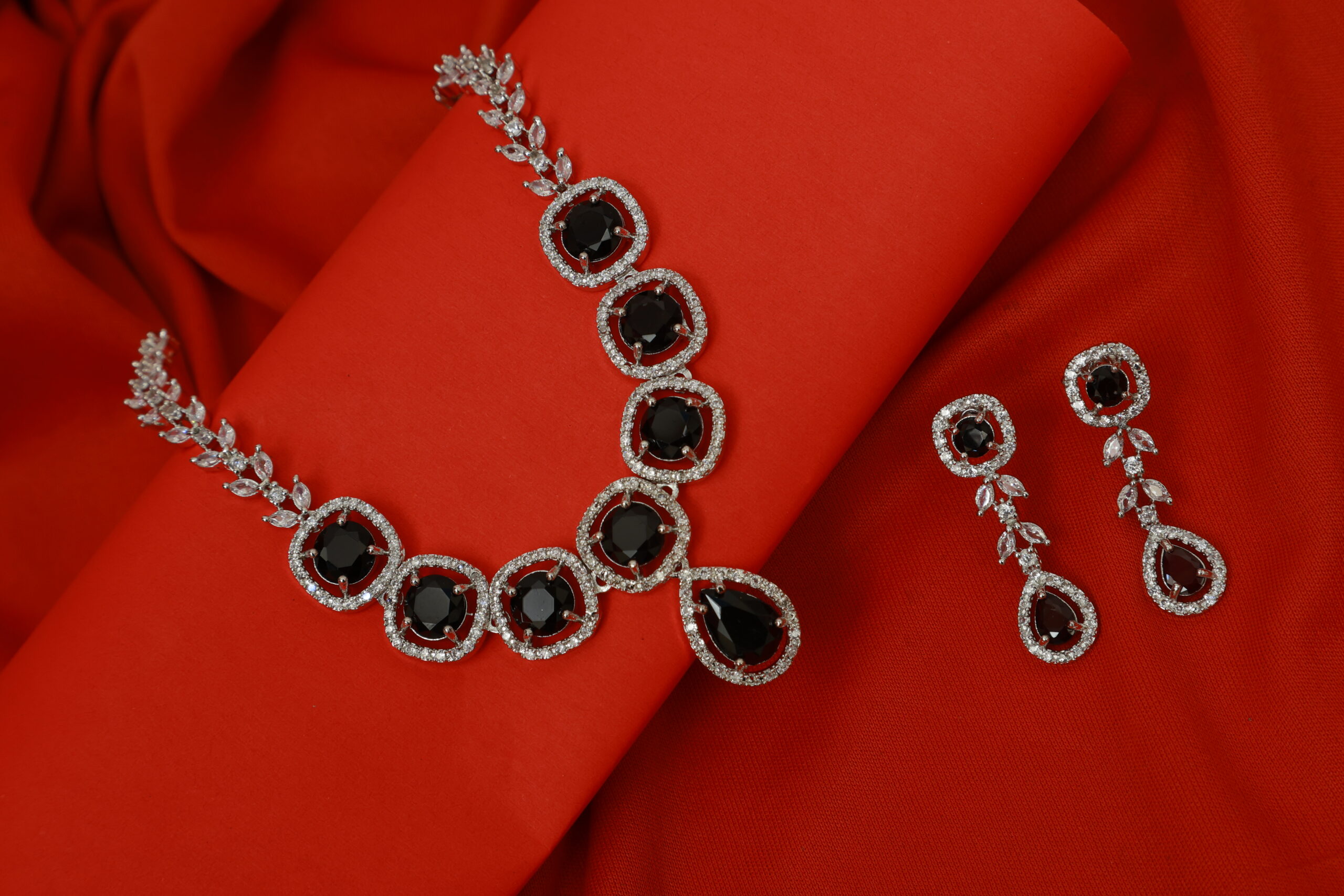 AD Tear Drop Leaf Jewellery Set