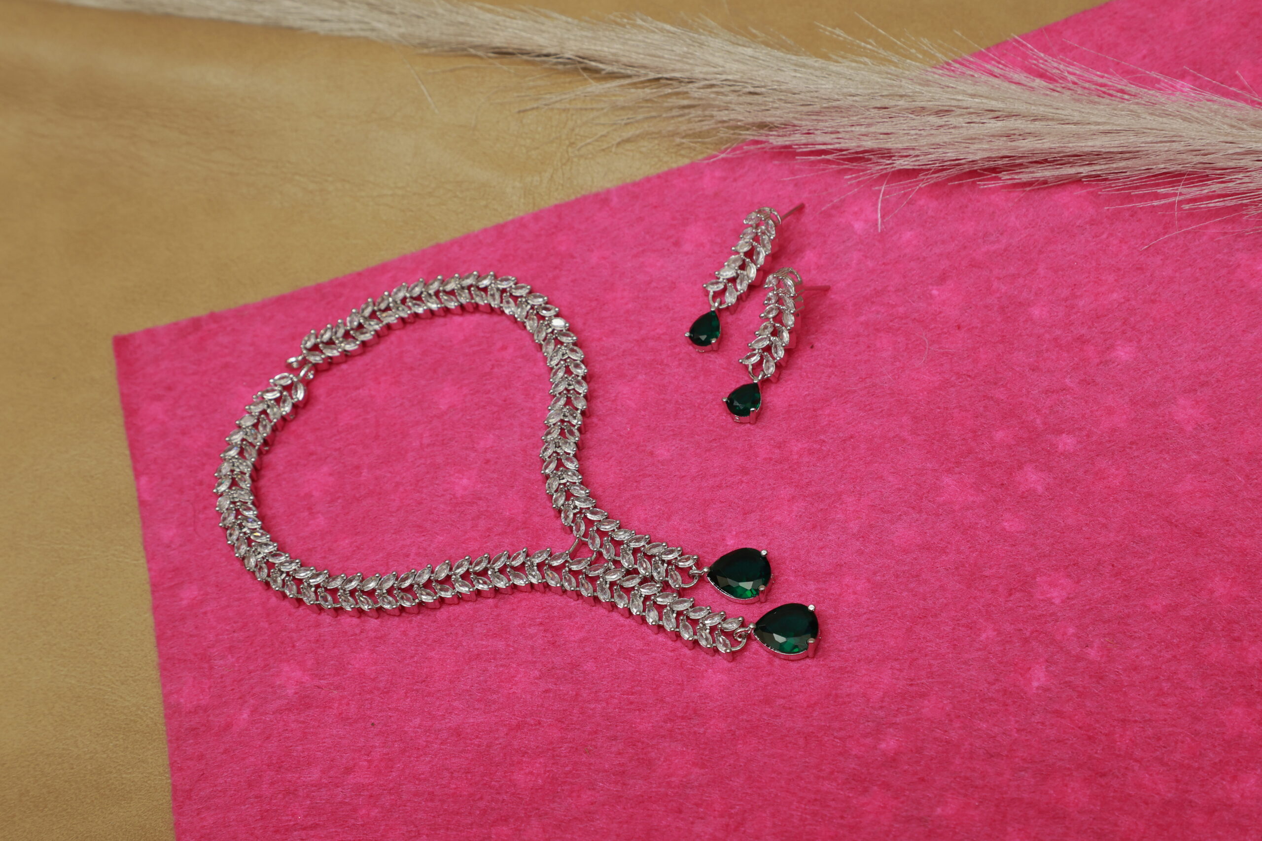 AD Luxury Dual Pendant Jewellery Set