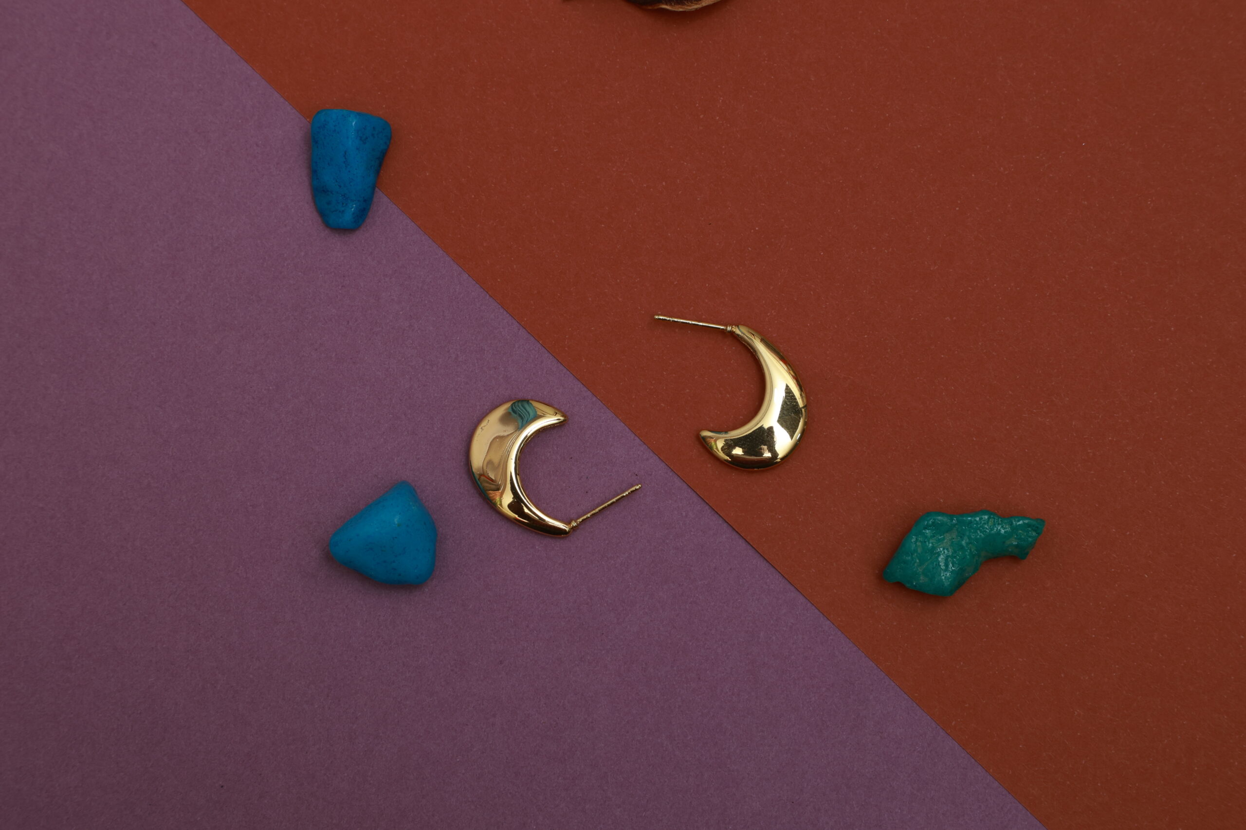 Anti Tarnish Moon Shape Earring