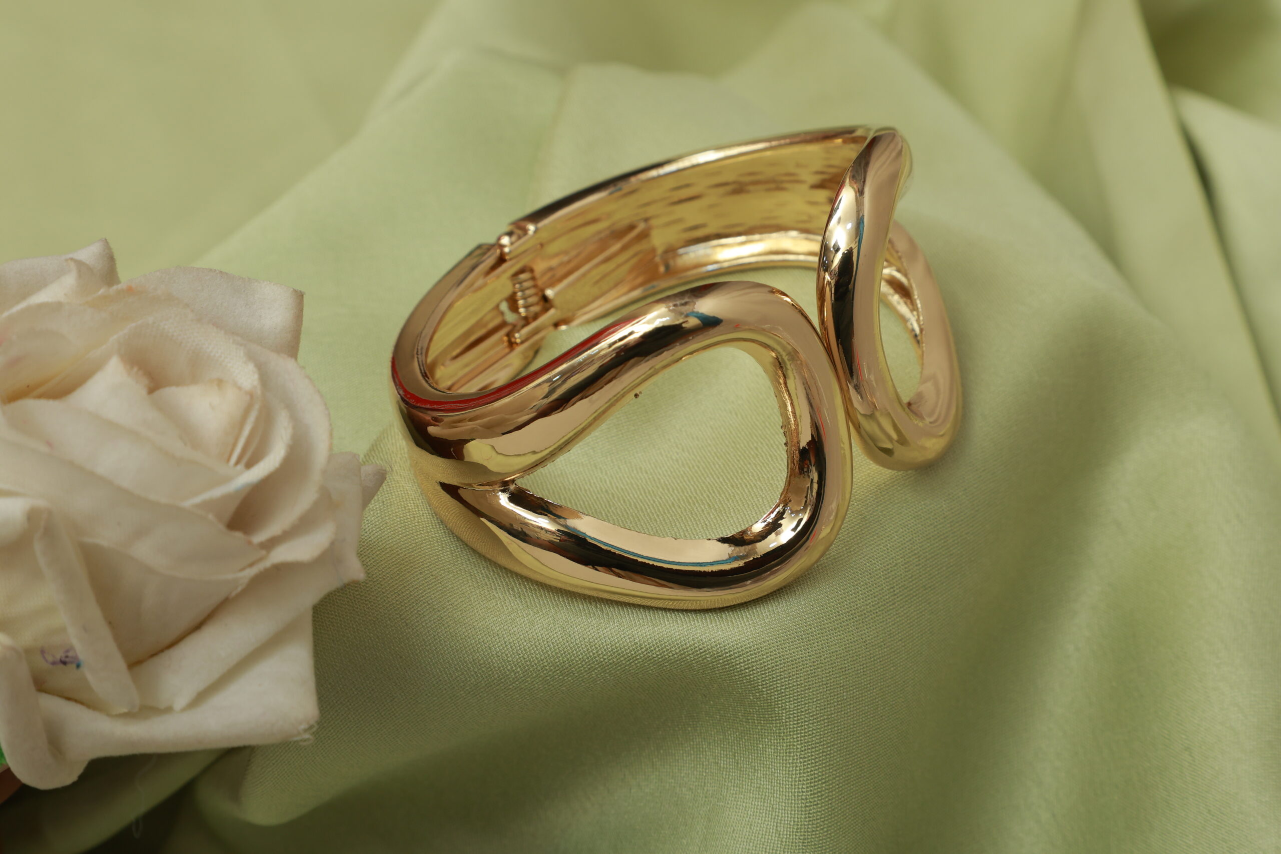 Anti Tarnish Hoop Western Kada