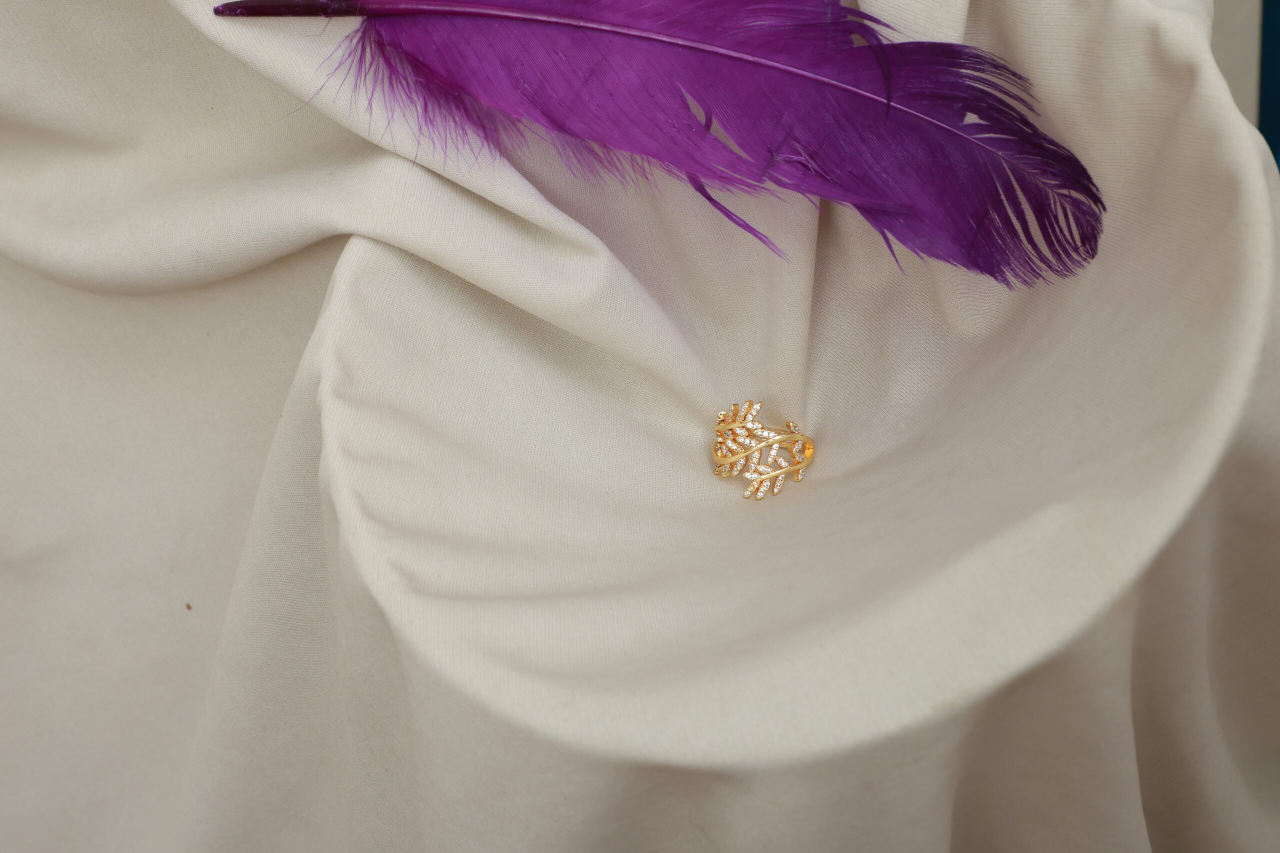 Anti Tarnish Adjustable Teardrop with leaf Big Ring